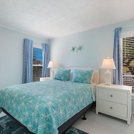 Coquina Cottage B Home Anna Maria Bagian luar foto