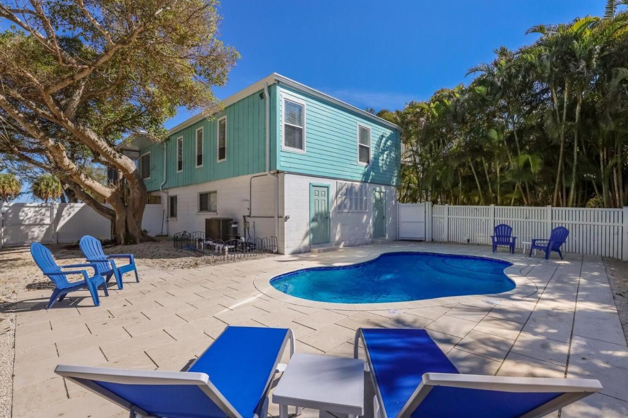Coquina Cottage B Home Anna Maria Bagian luar foto