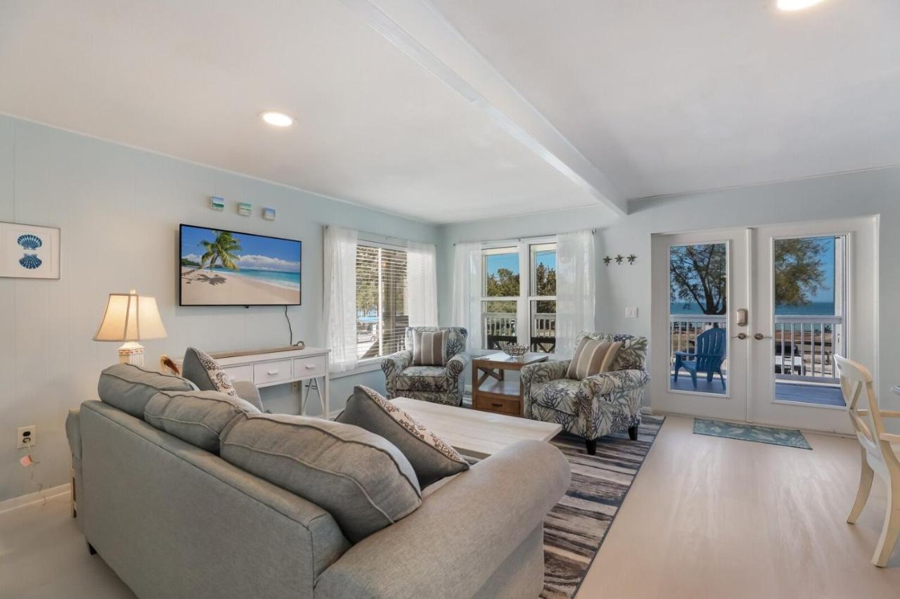 Coquina Cottage B Home Anna Maria Bagian luar foto