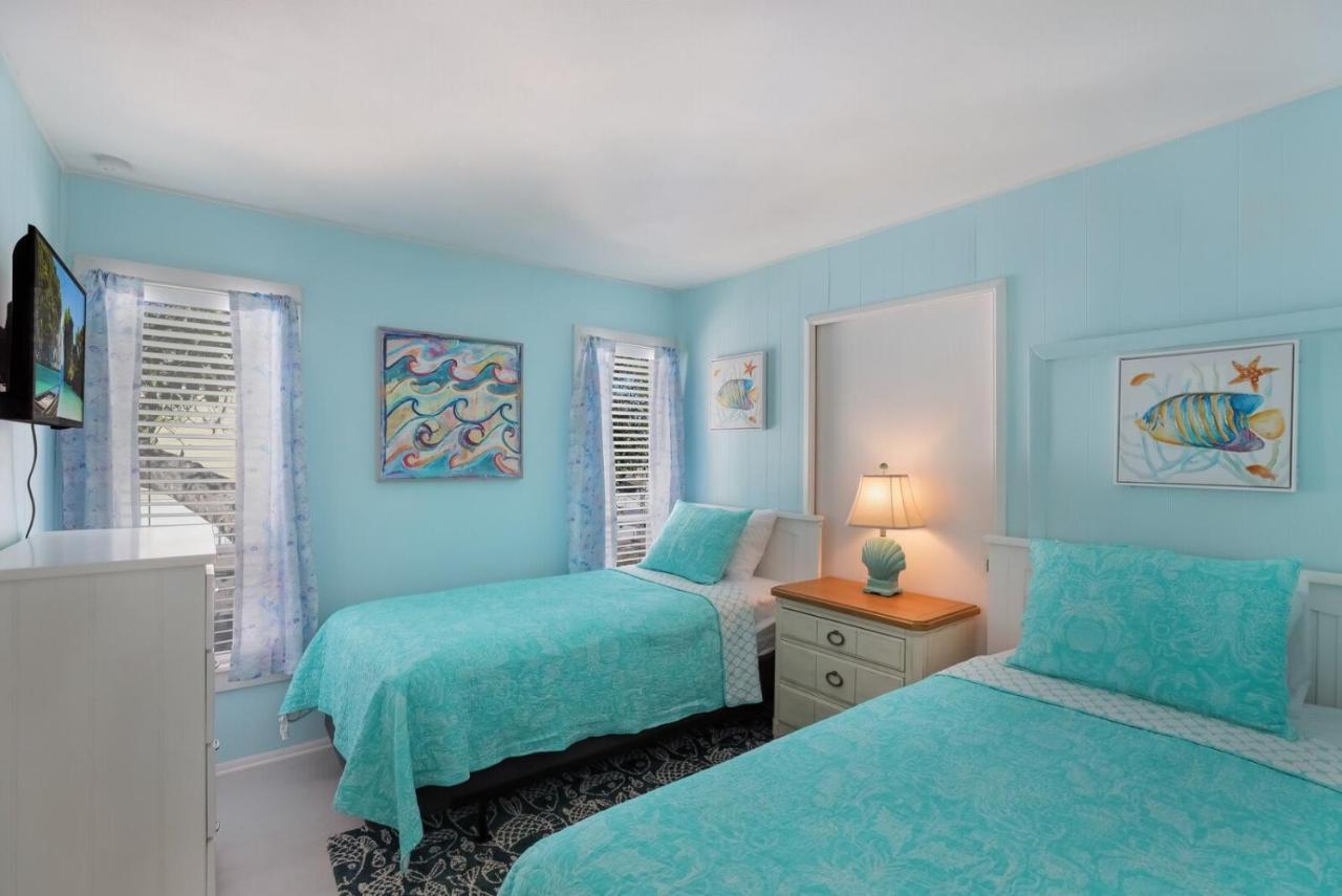 Coquina Cottage B Home Anna Maria Bagian luar foto
